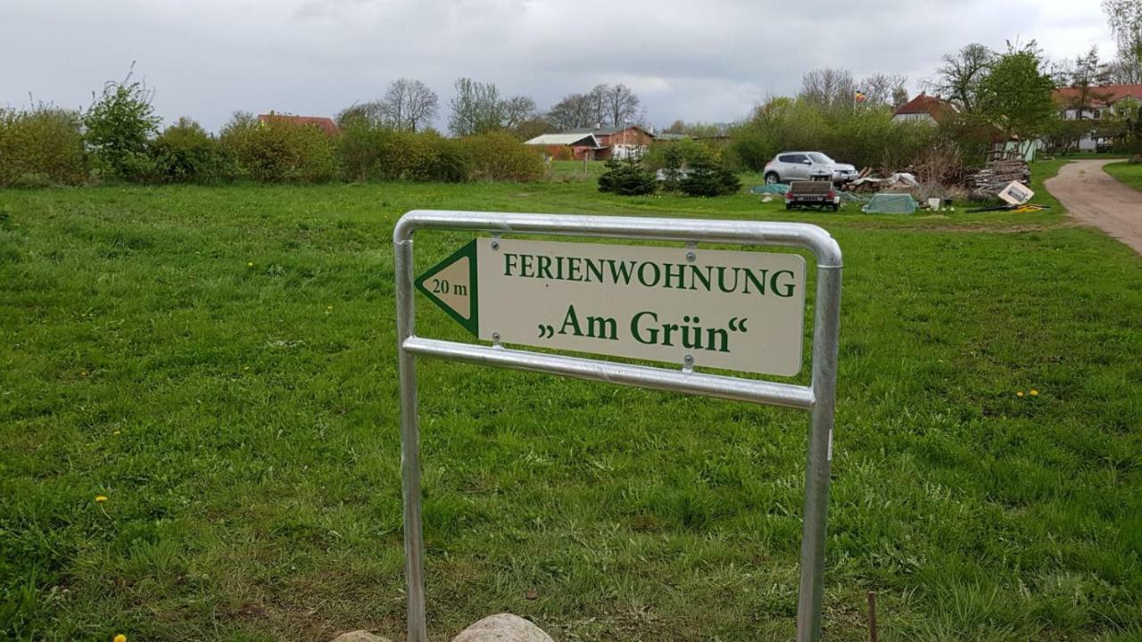 Ferienwohnung "Am Gruen" Zweedorf Exterior photo